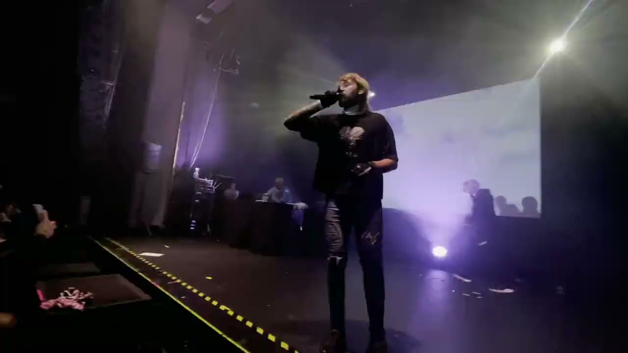 Chivas, White 2115 - mam na twarzy krew i tym razem nie jest sztuczna -KONCERT POZNAŃ 14.10.2022
