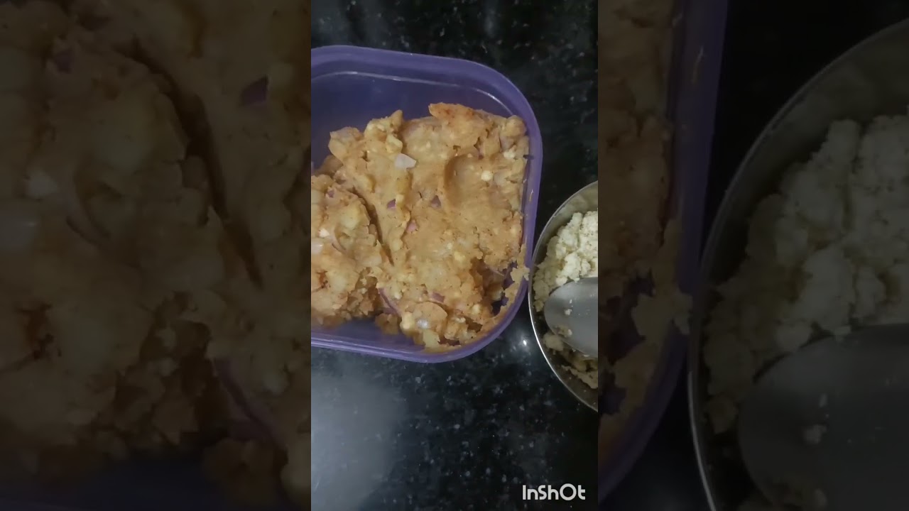 Aalu or Paneer k Parathe 