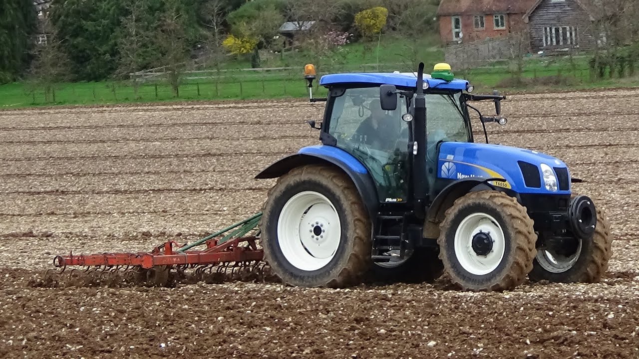 Cultivating with New Holland & Kongsklide