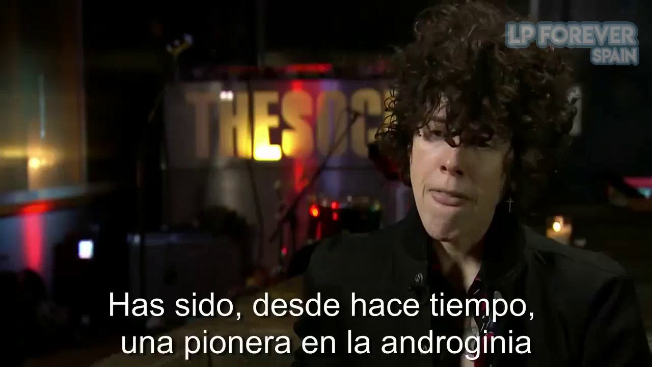 LP habla para Channel 4 News.