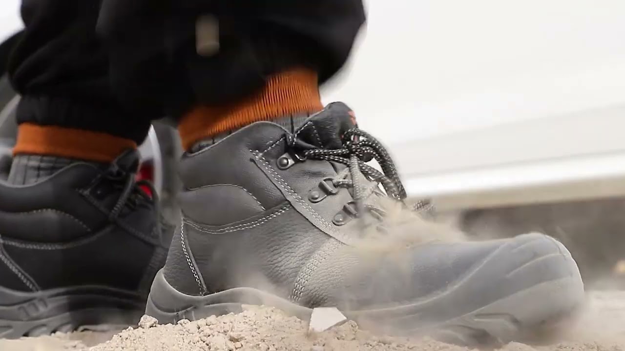 Crush test passed! Built for protection.#SafetyFootwear #WorkSafety #PPE