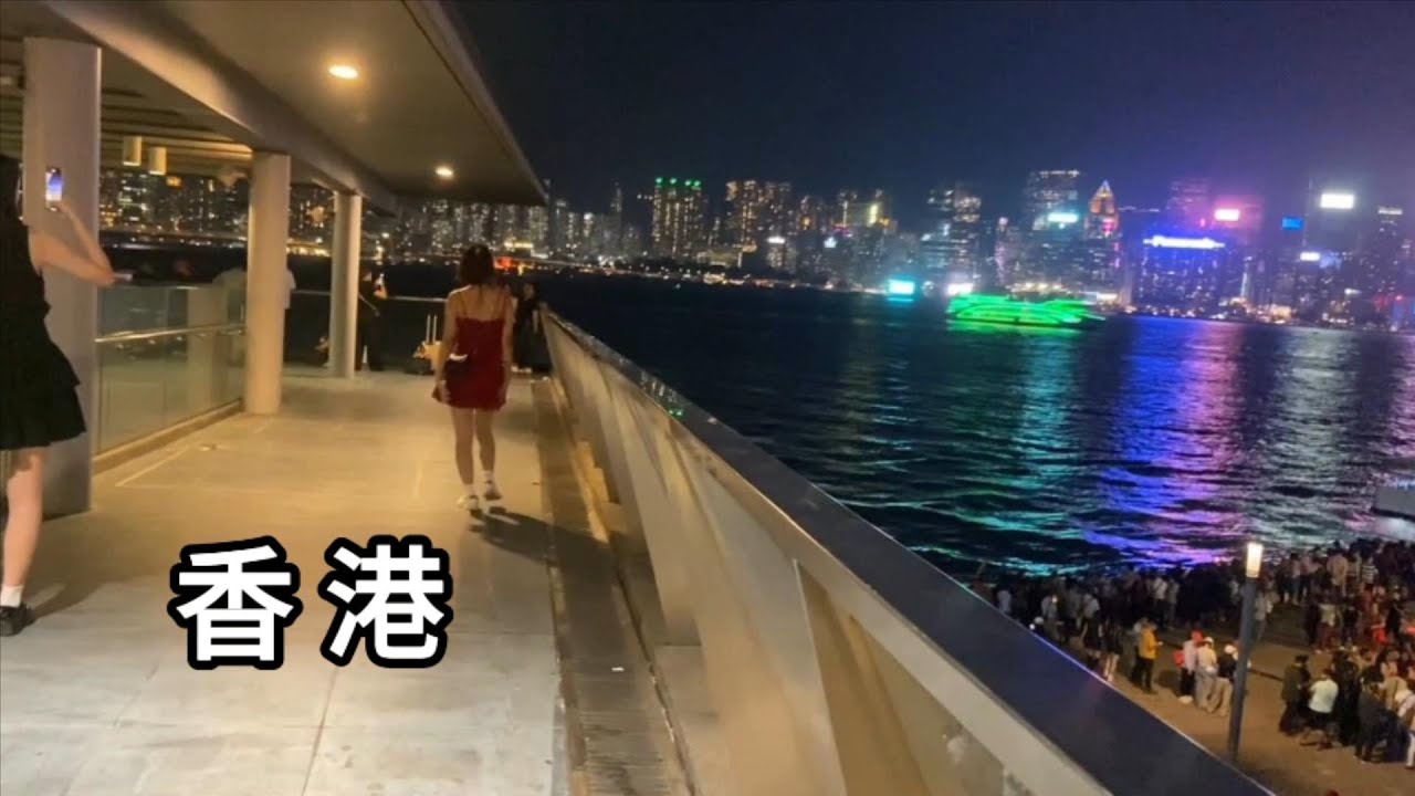 逛香港星光大道维多利亚港 看看李小龙雕像 中国大爷大妈旅行团挤爆这里Hong Kong Avenue of Stars Bruce Lee