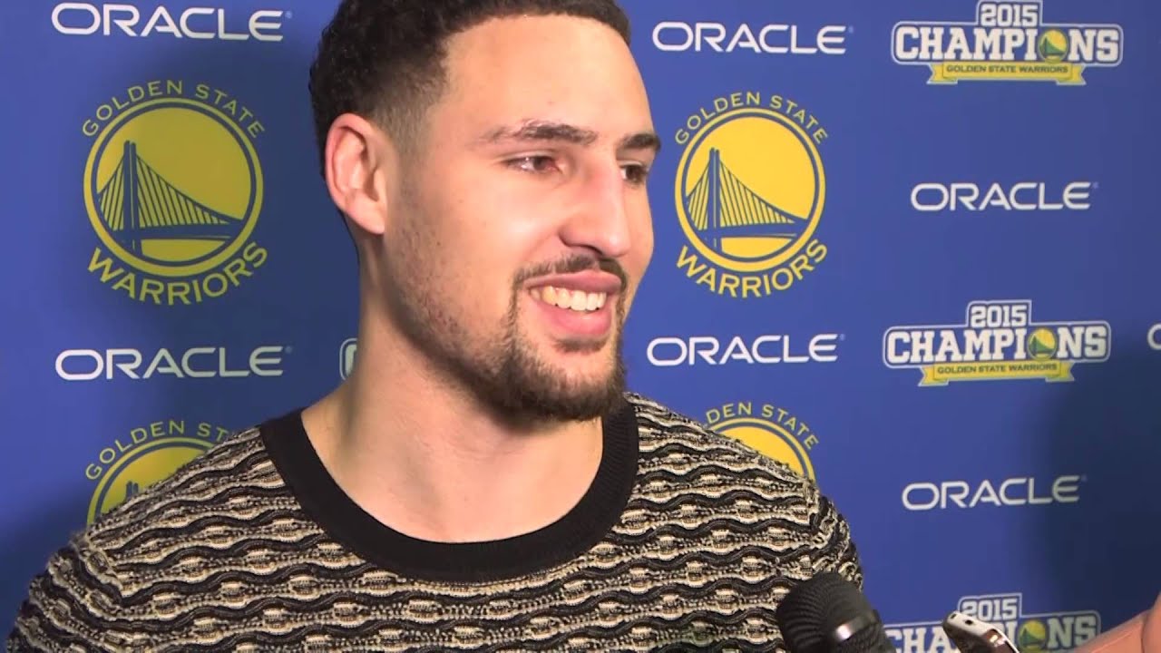 Draymond Green pokes fun at Klay Thompson's sweater