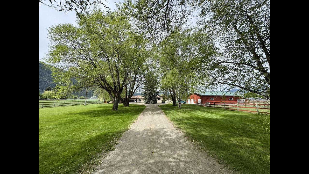 5175 Simminoff Rd, Grand Forks, BC