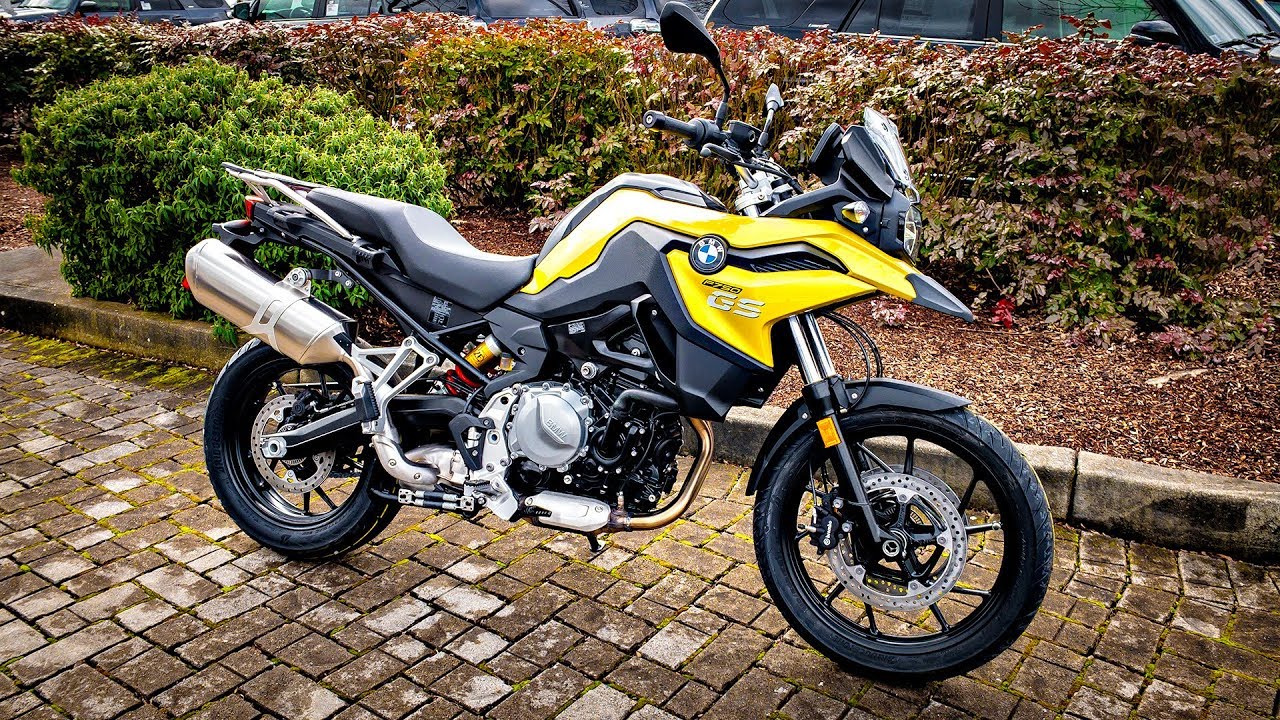 BMW F750GS in Austin Yellow!! • It’s So Groovy Baby..! | TheSmoaks Vlog_1165