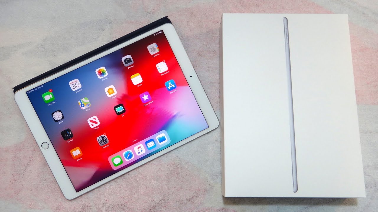 Распаковка iPad Air 3 10,5 дюйма, 256 ГБ, серебристый