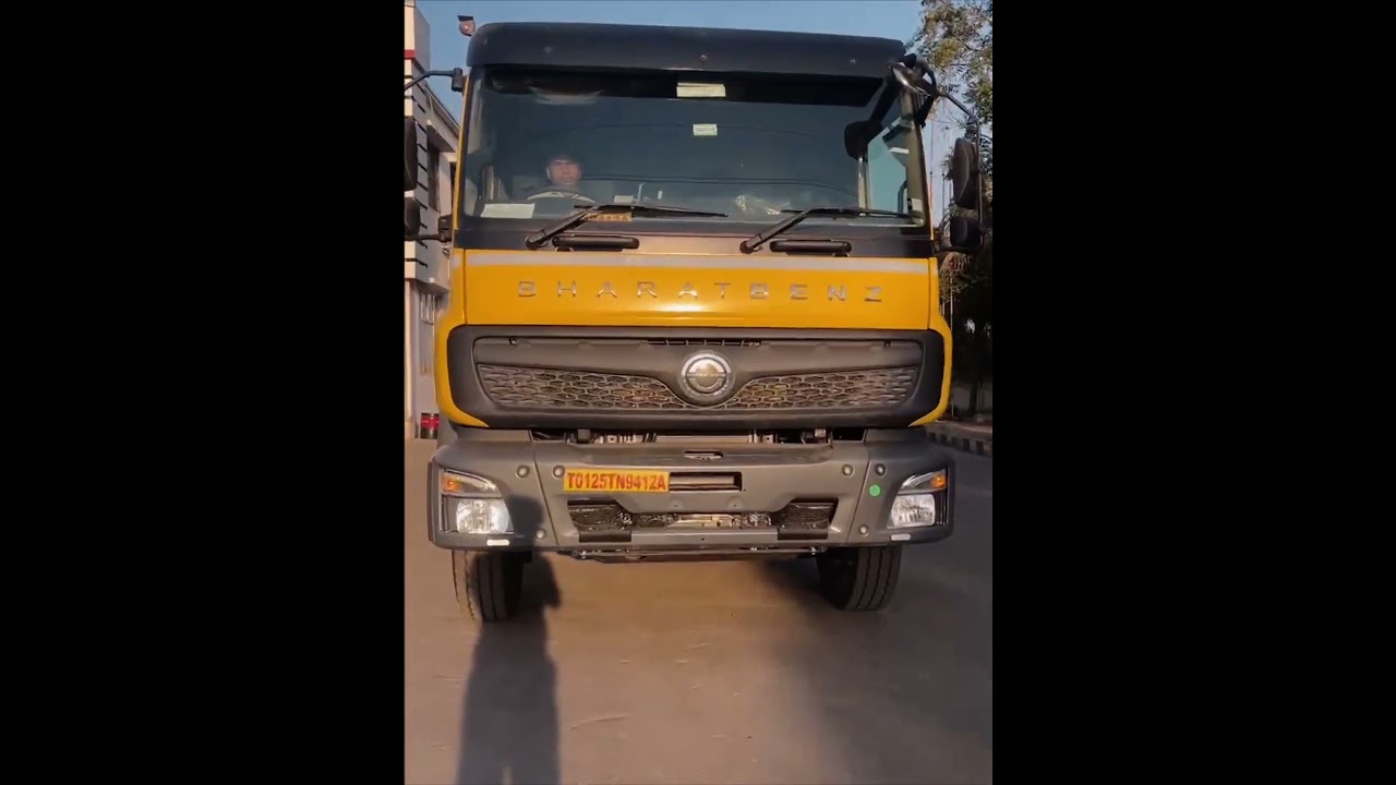 BharatBenz 2826 6x4 ReviewExplore the unstoppable force of the BharatBenz 2826C!