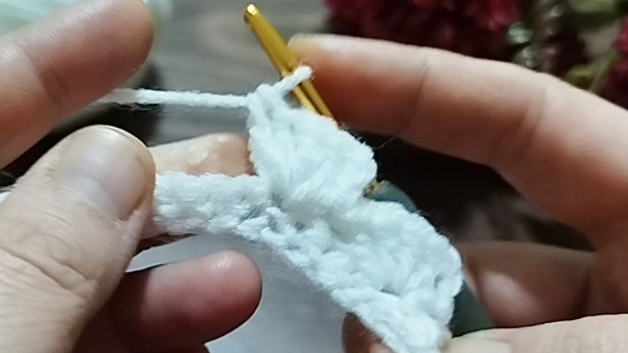 I've been crocheting for years! I've never seen a pattern like this. New crochet stitch 