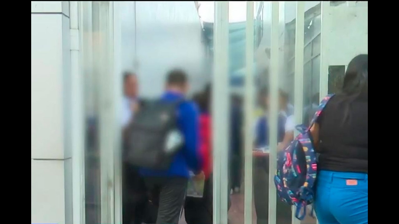 Decenas de colegios no acataron la virtualidad pese a disposición del Gobierno por crisis energética