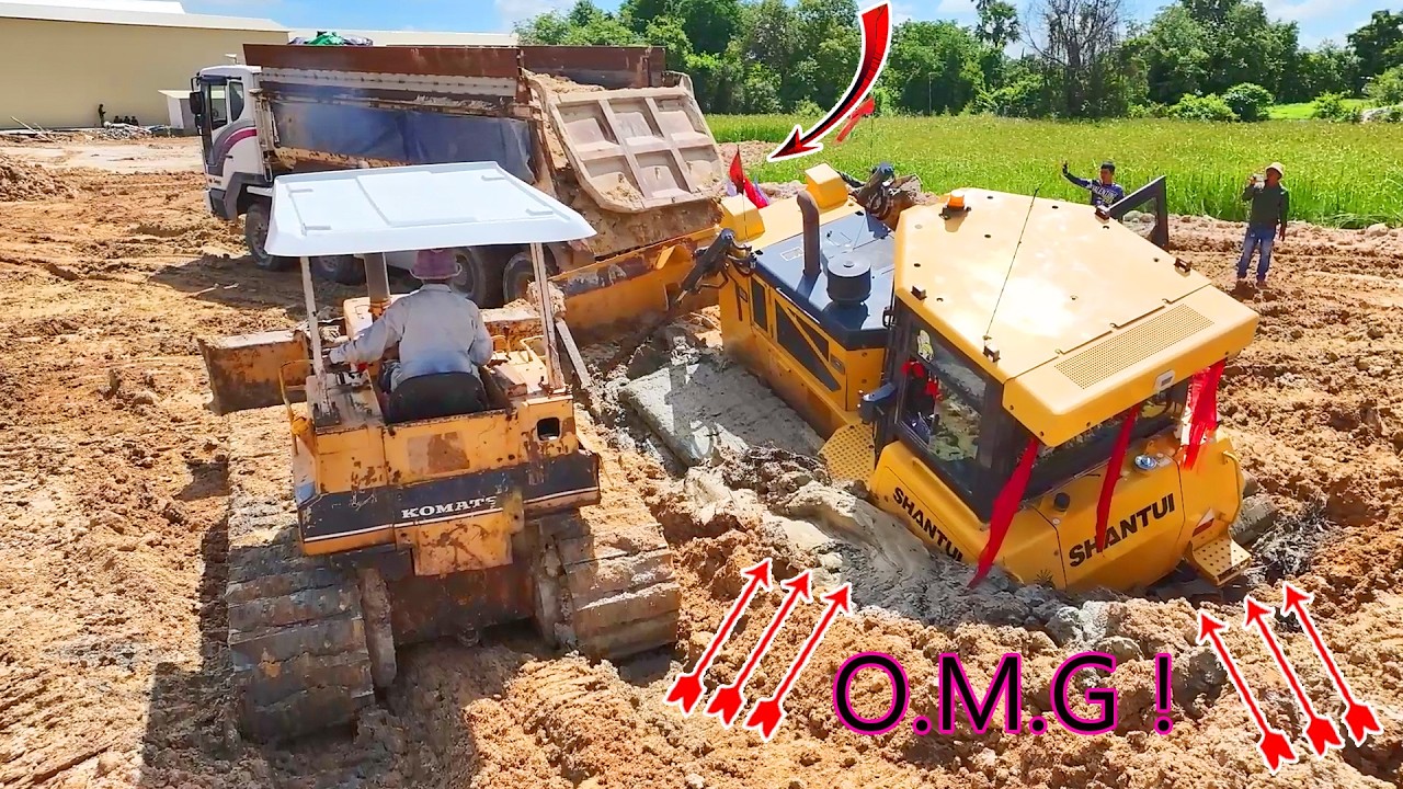 Be Watchful Incredible Skills for Psychological Recovery Bulldozer SHANTUI DH17 C2 Stuck In​ In Pok