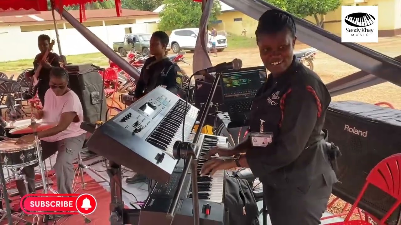 MUST WATCH! GHANA POLICE LADIES BAND JAMMING AT A FUNERAL