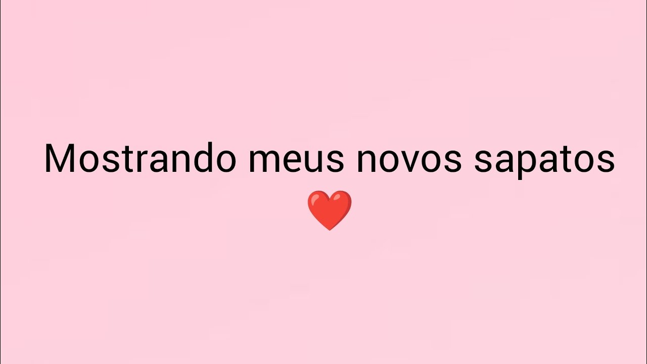 Mostrando minhas novas sandálias 💗