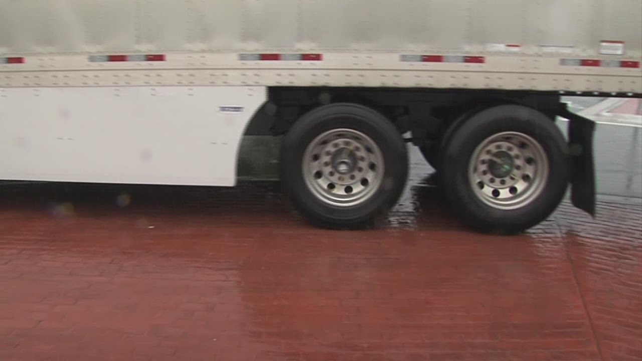 Can new roundabout handle room for semi-trucks?