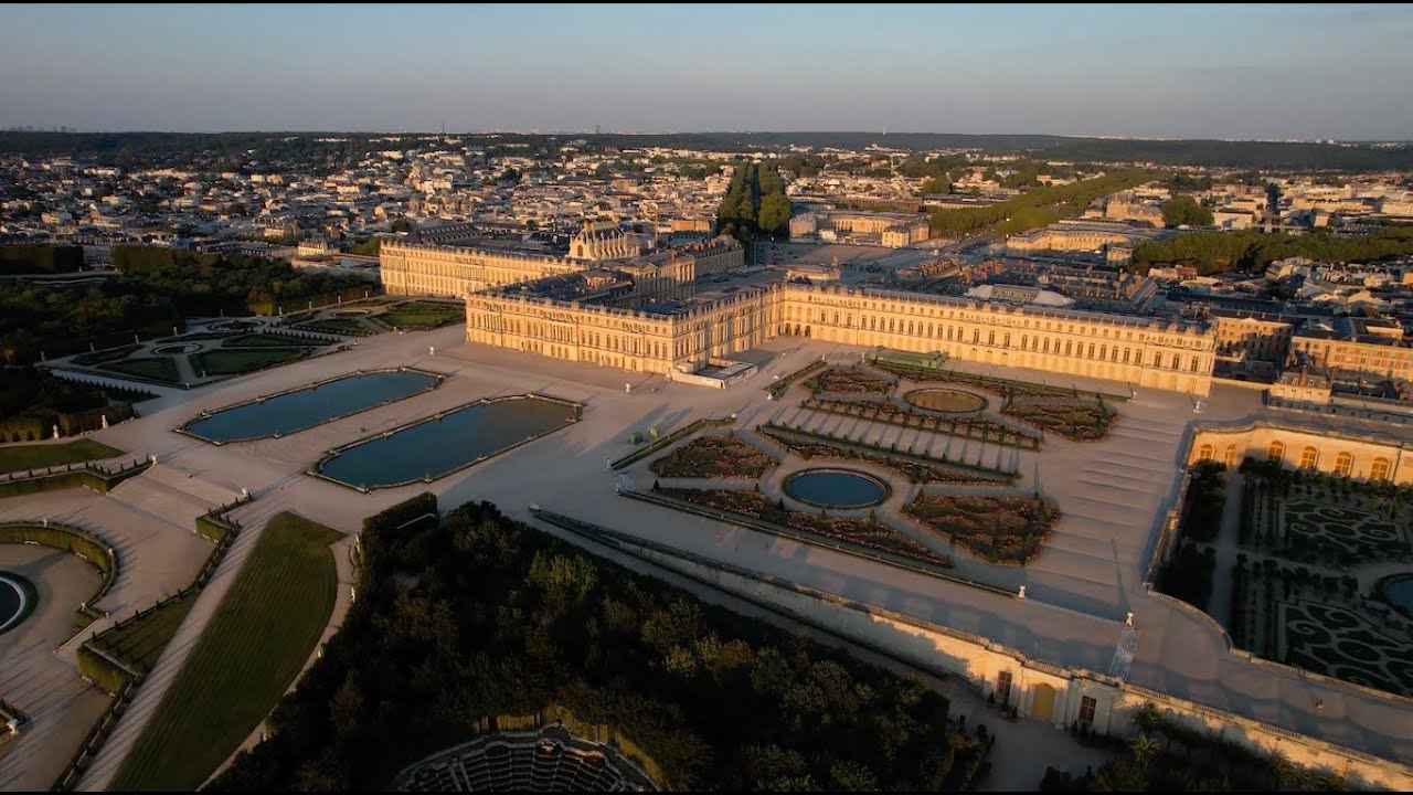 Versailles vu du ciel II : une perspective inédite de la cité royale se dévoile vu d'en haut