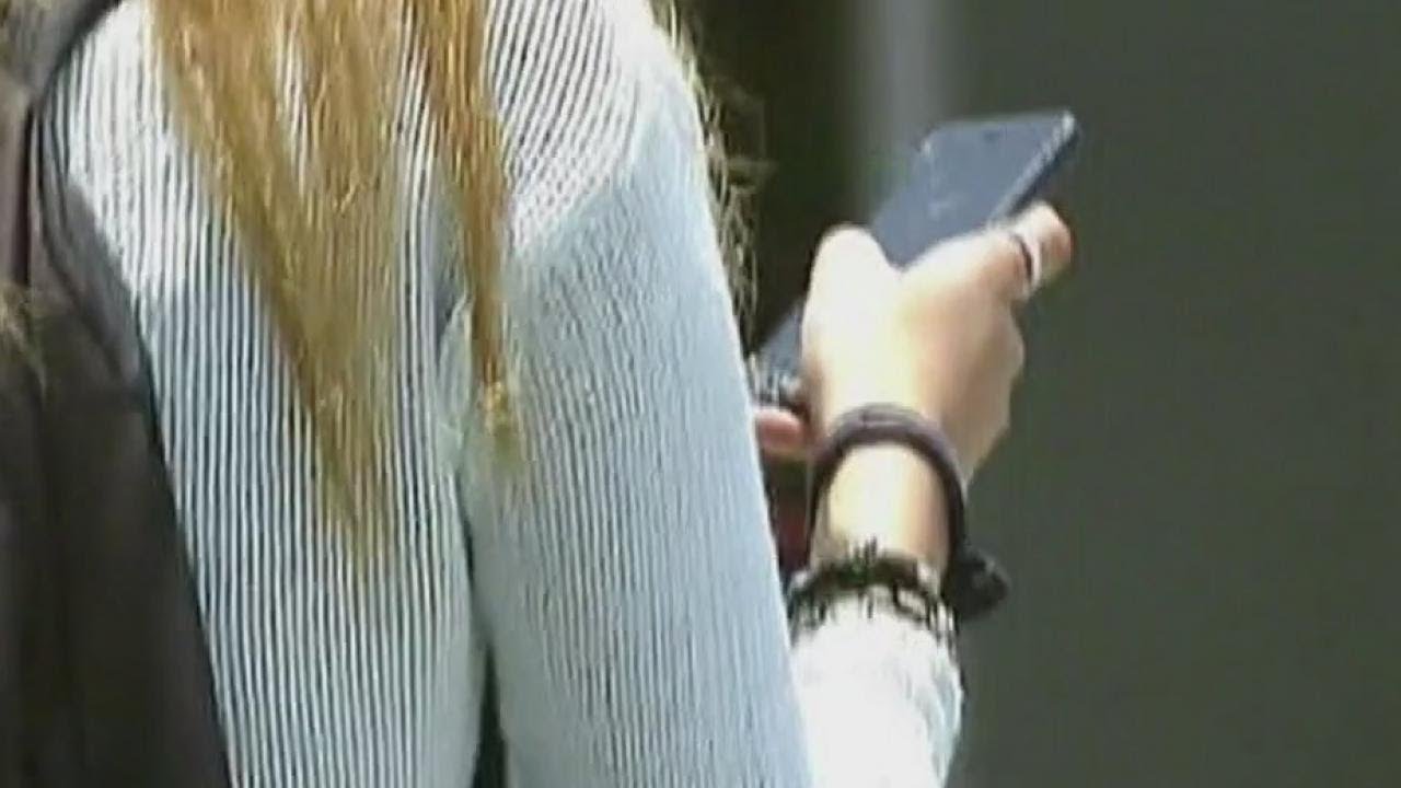 Texting etiquette, how fast should your response be? | FOX 7 Austin
