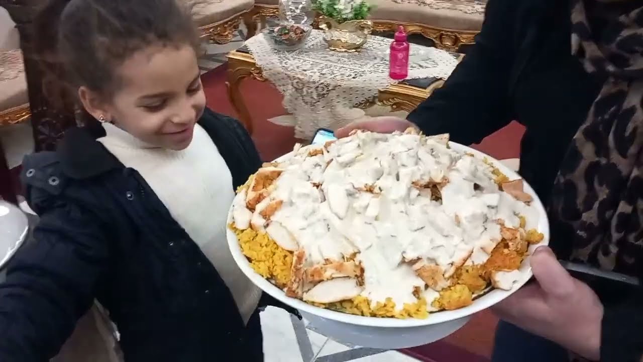 هبه جتلى و عملت فتة شاورمه فراخه
