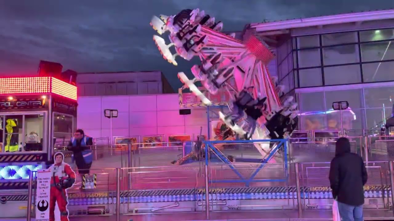 Raecher Hiscoes Star Fighter Off ride (Breahead Valentines Funfair 2022)