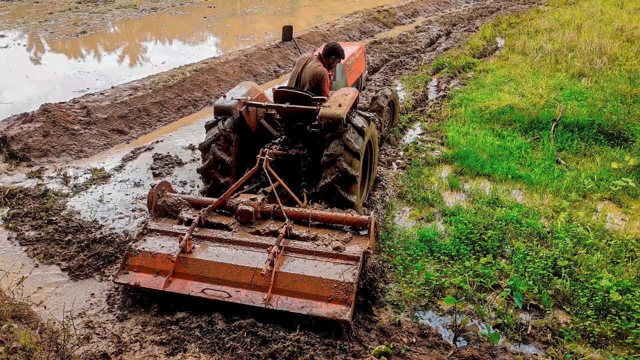Kubota L4508 Deep mud Profomance | KubotaTractor l4508 #tractor #automobile #farming