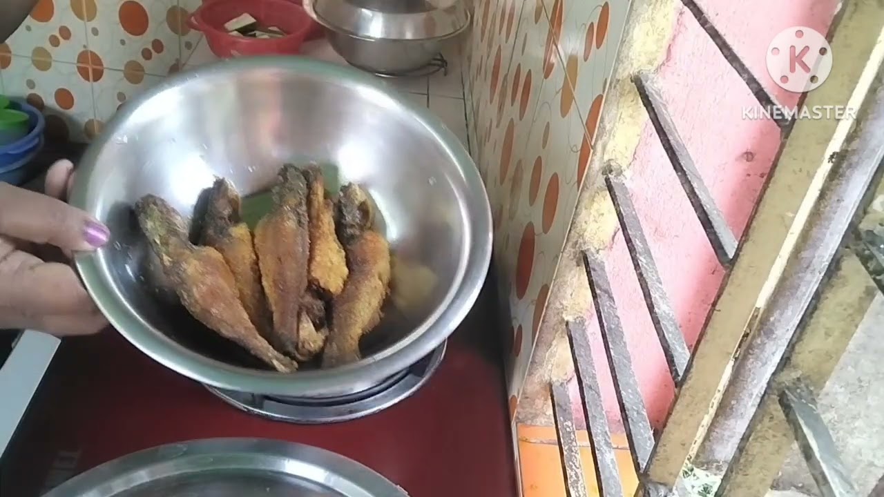 বড় সাইজের টেংরা আলু বেগুন দিয়ে রান্না। ❤️🙏🙏🌹🌹🌿🌿🌿❤️💐🌿