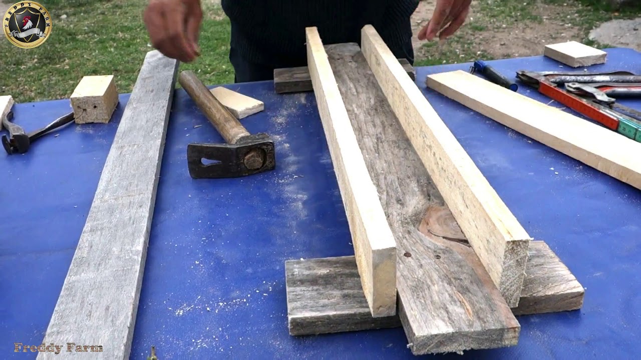 How to Make a Homemade Wood Chicken Feeder - Freddy Farm