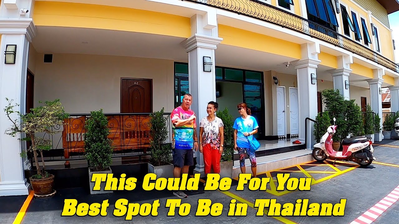 Need a Break? Comfortable Beautiful Hotel Spot to be on the Mekong. The Real Thailand.