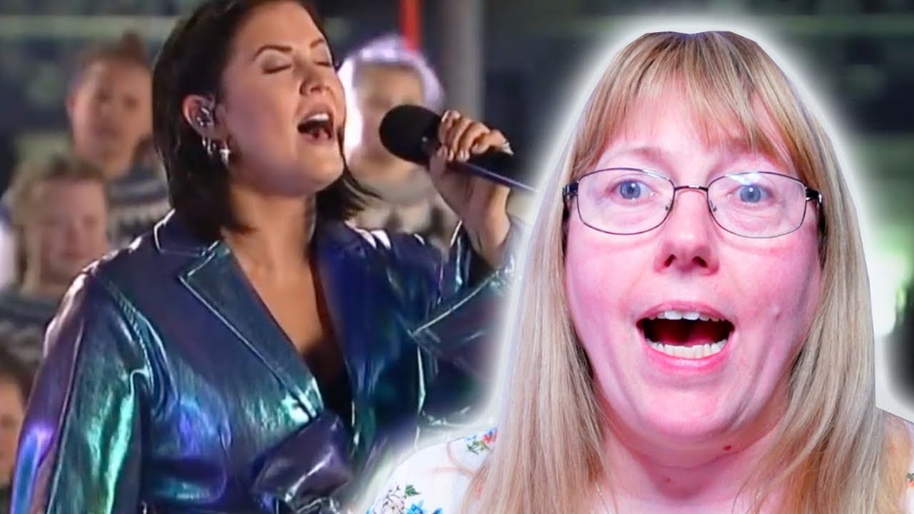 Vocal Coach Reacts to Molly Sanden 'Husavik' (My Home Town) Live at Oscars - Eurovision Fire Saga