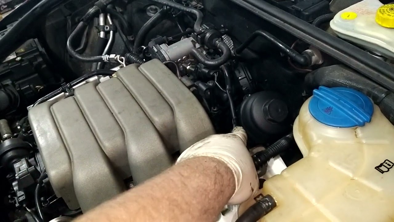 B7 A4 3.2fsi oil leaks evaluation after pressure washing the engine