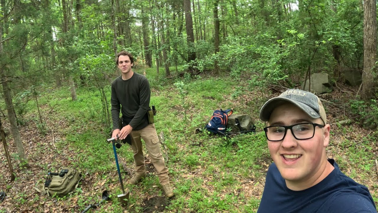 Amazing colonial hunt with nugget noggin