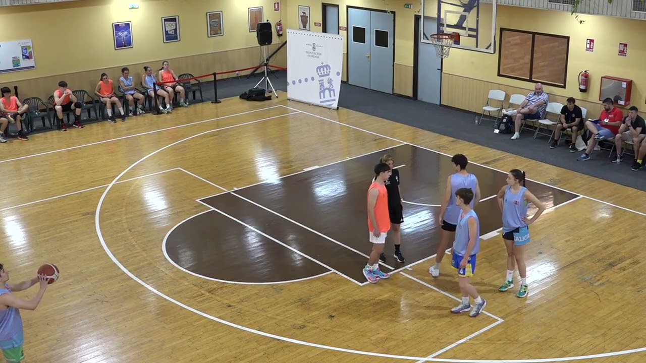 Clinic. Cristina Cantero - Juego de 3: conectar espacios y decisiones