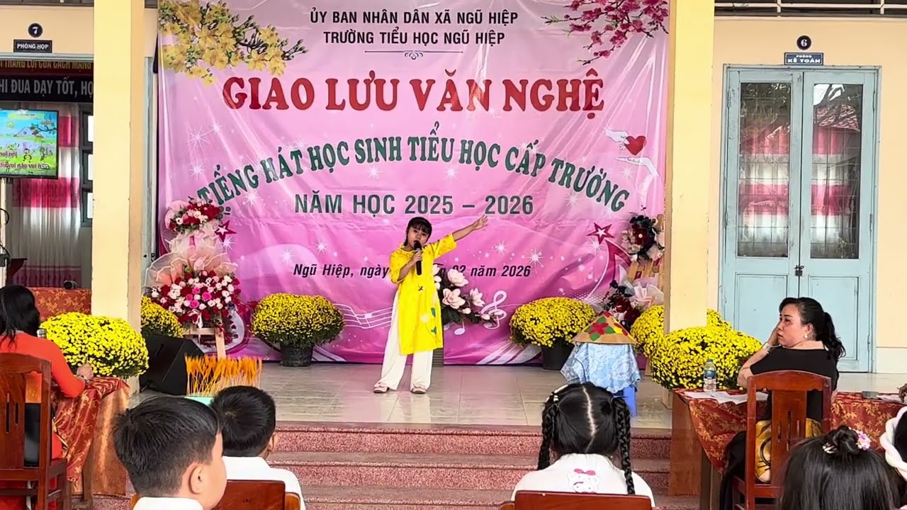 ngày mùa vui 