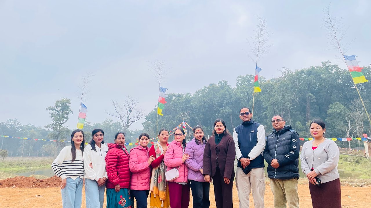 Picnic time with my Shree Rastriya Adharbhut Sano Yagyapuri family🥰🥰🥹❤️