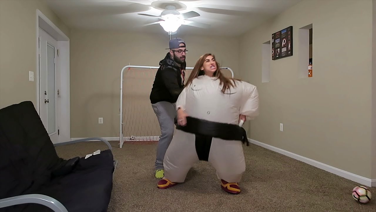 HILARIOUS FOOTBALL IN  THE HOUSE CHALLENGE WITH MY GIRLFRIEND!!!
