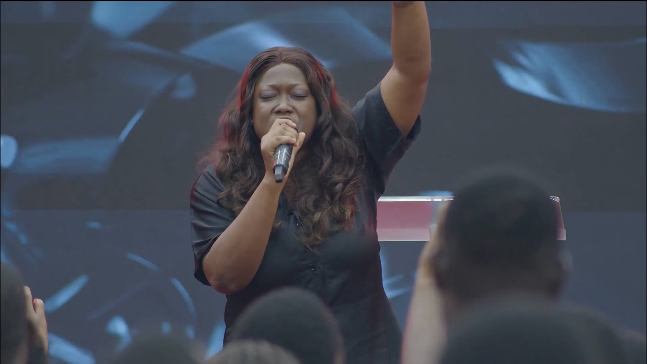 Petra Odubayo - Sing Along With Me As i Worship
