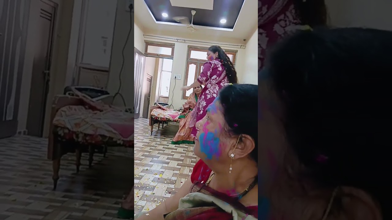 Meethi meethi bol hamari Radha Rani ke 🥰🥰🥰🥰👌👌👌