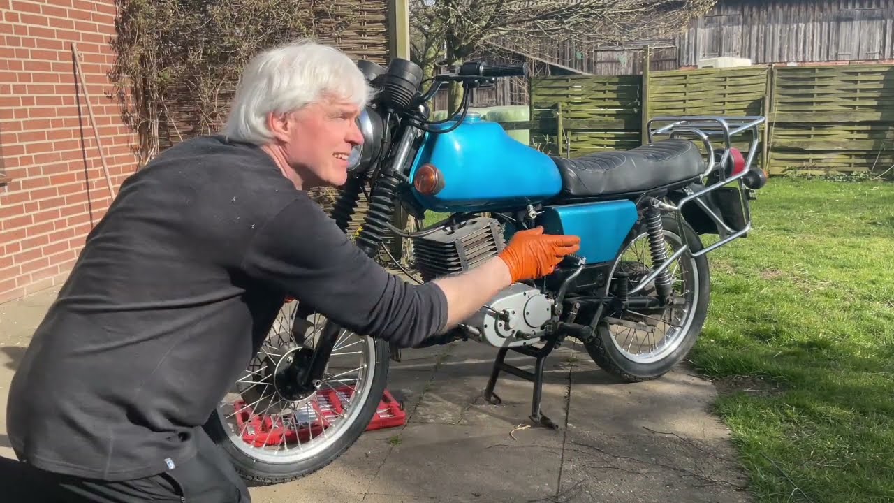 MZ ETZ 250 - Restaurierung nach 20 Jahren: Vorderpartie fast fertig (17)