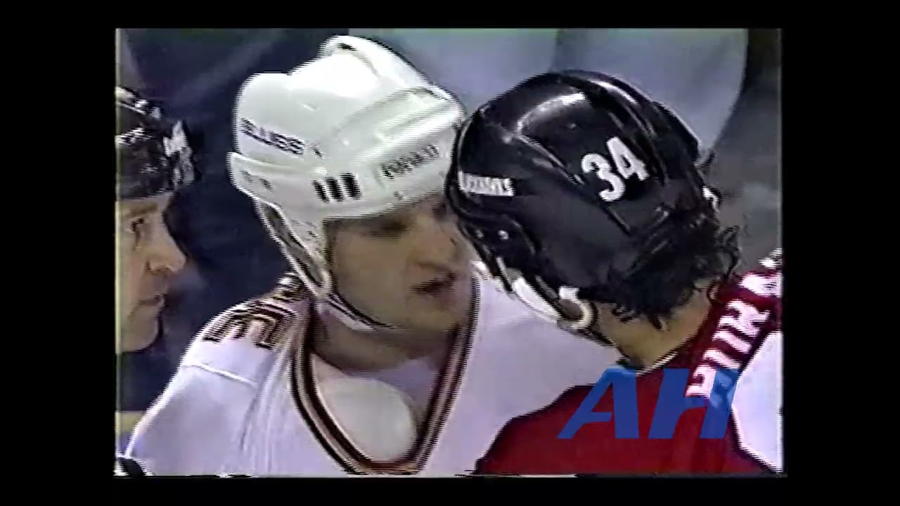 NHL Apr. 5, 1994 St. Louis Blues v Chicago Blackhawks (melee) Kelly Chase v Tony Horacek