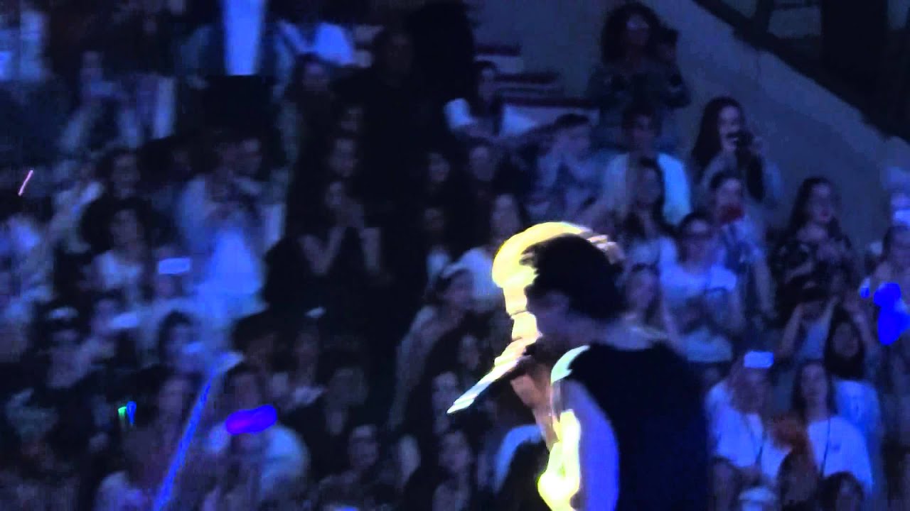Little White Lies -  One Direction - OTRA - Brussels 13/06/2015
