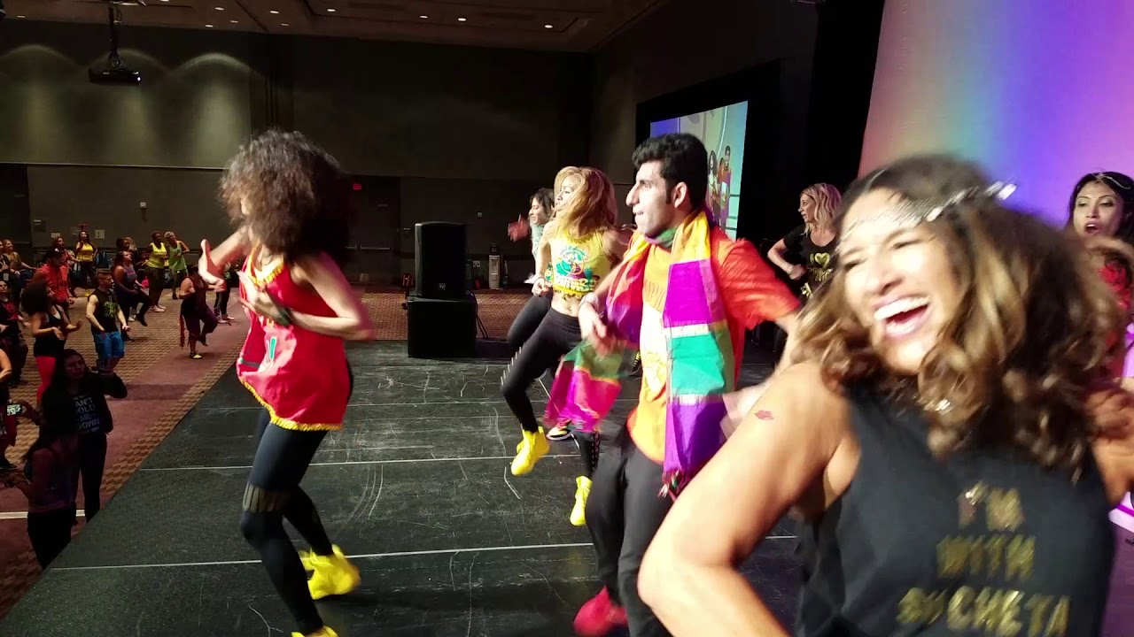 Sucheta Pal Bollywood Obsession - Song - Mundian To Bach Ke