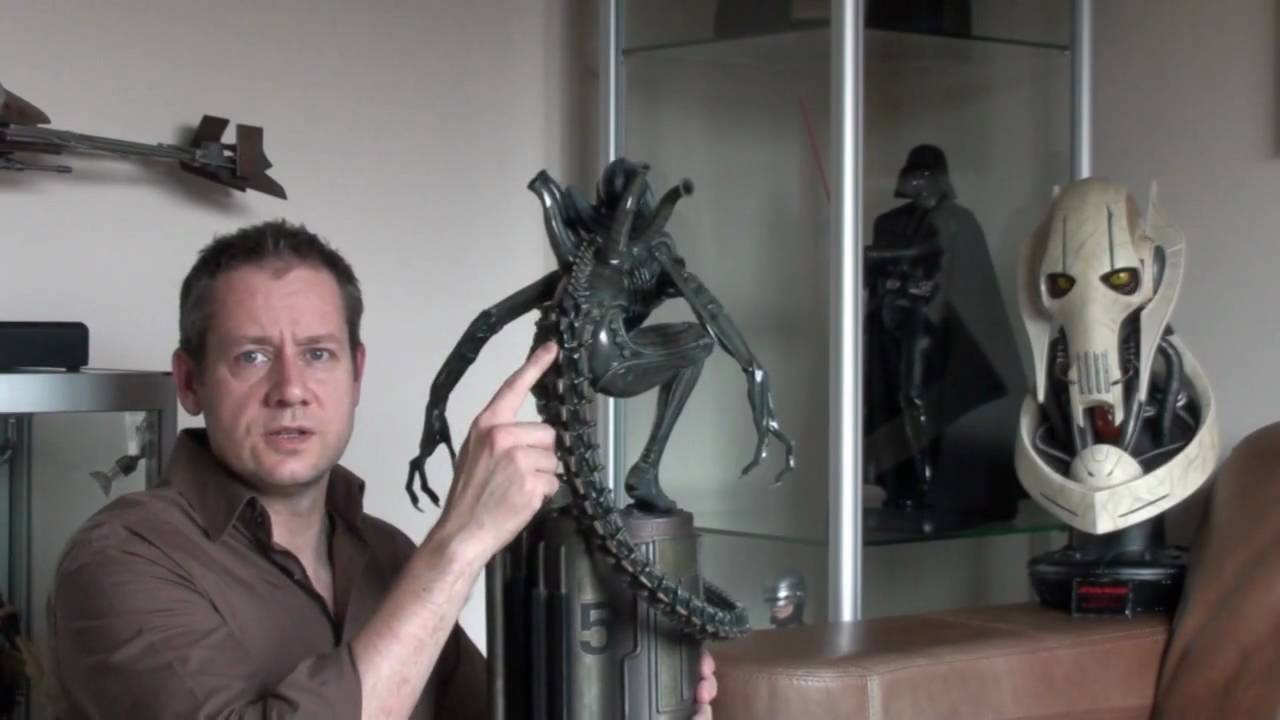 Sideshow Collectibles Aliens Warrior Maquette