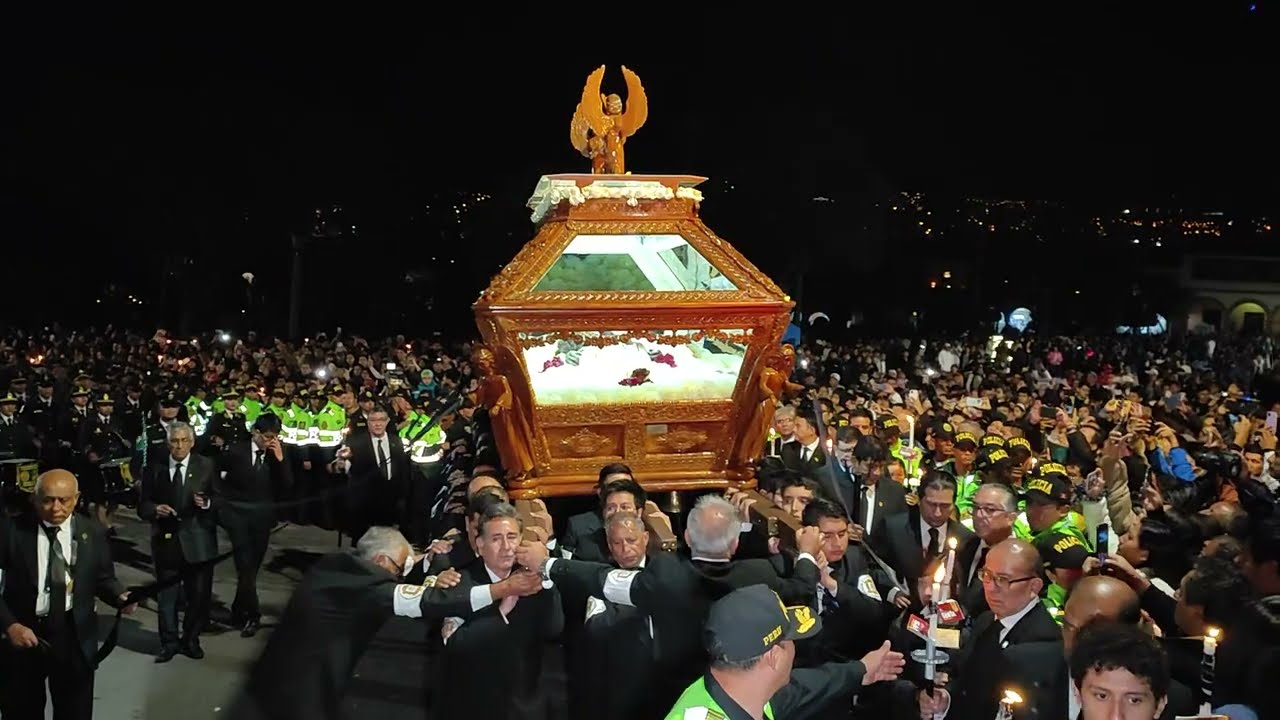 SEMANA SANTA EN AYACUCHO 2024 VIERNES SANTO SEPULCRO