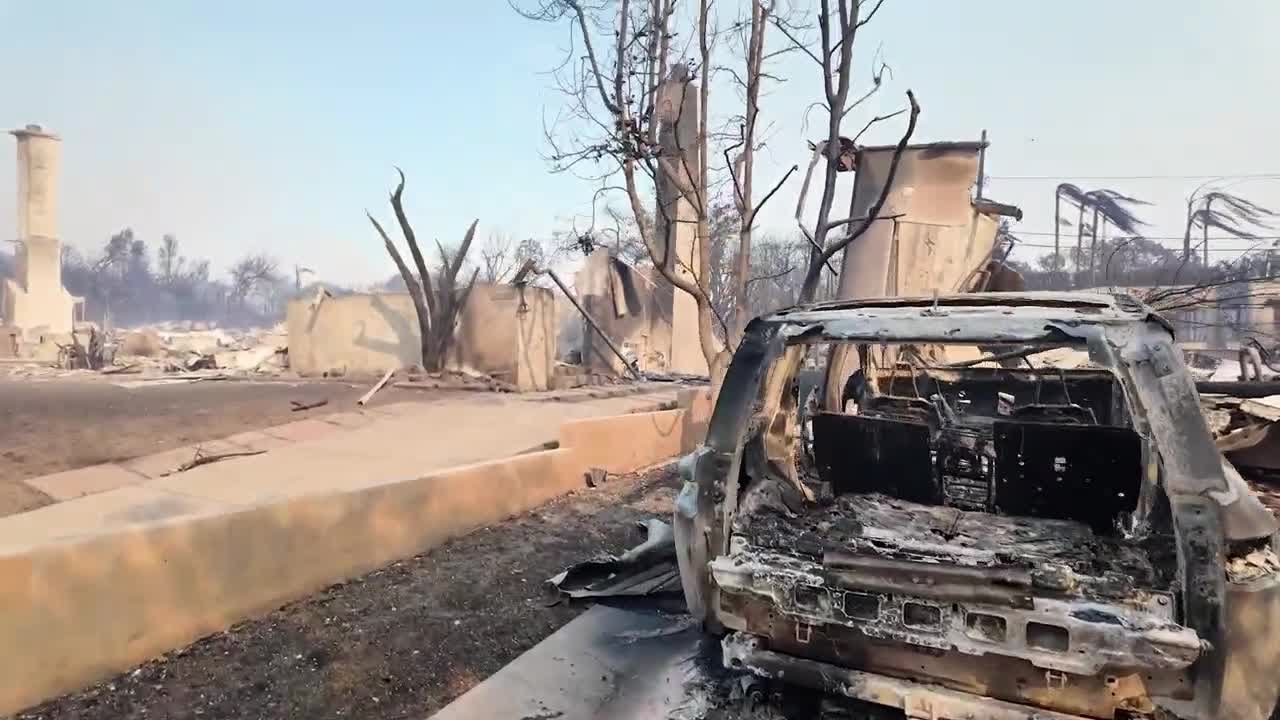 The Pacific Palisades fire flattens entire neighborhoods and devastates downtown