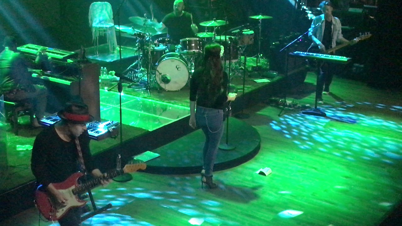 Lana Del Rey - Shades of Cool (Live at House of Blues, Anaheim 8-1-17)