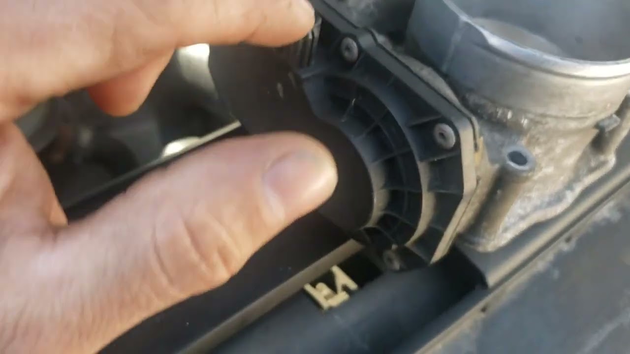 fallo comun del cuerpo de aceleracion , nissan armada 2005