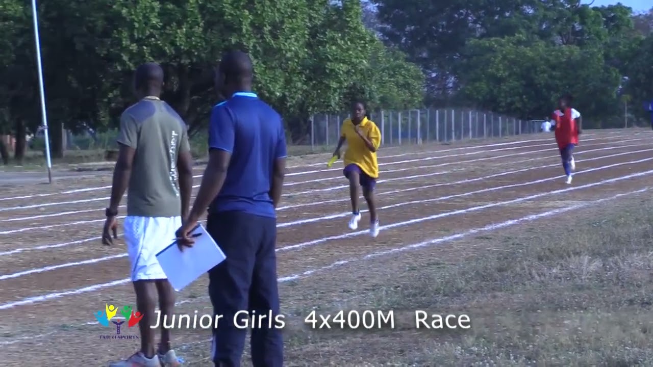 23rd 4x400m race 1