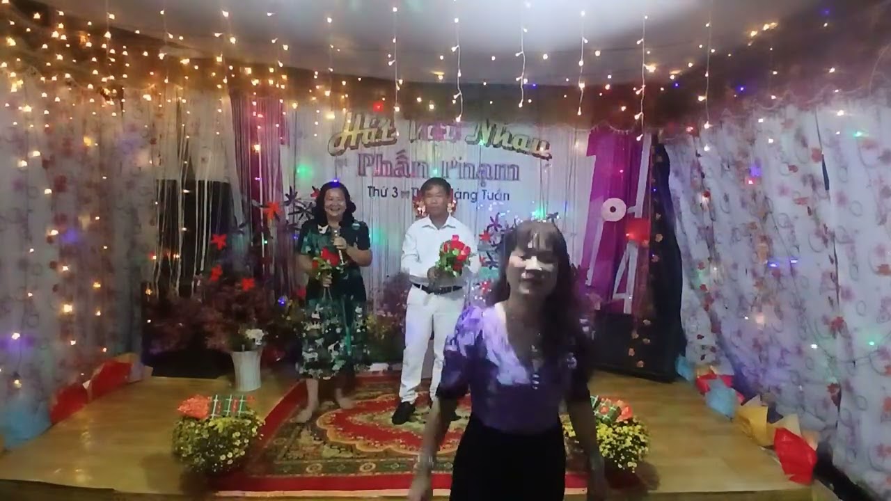 EM HAU PHUONG ANH TIEN TUYEN/LE NHUT & KIM HIEN