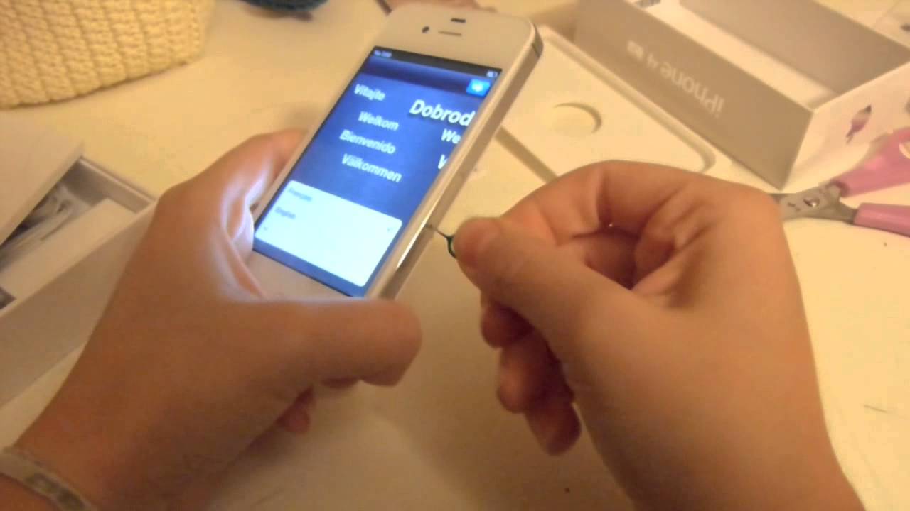 Abrindo e atualizando o meu I-phone 4s branco!!