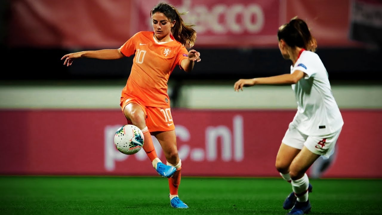 Danielle van de Donk - Poetry in Motion!