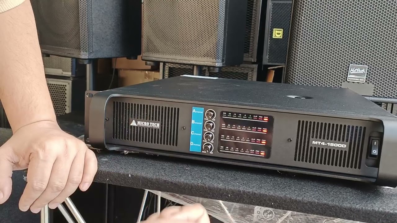 ลูกค้ามาซื้อเพาเวอร์ไมโครเทค 4 channelรุ่น mt4 1500dใช้งานดอก 18 นิ้วได้ 8 ดอก