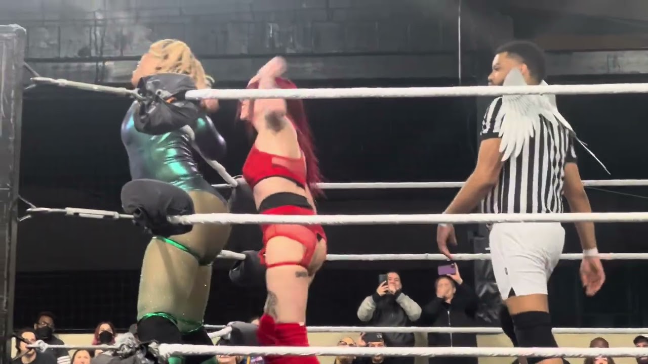 Gilead Easter Visual: Britany Kay (Eve) vs Nikki Rebol (Serpent)