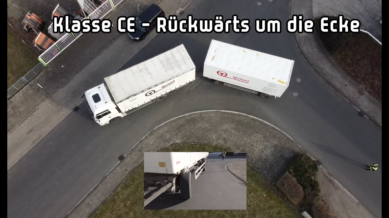 Klasse CE - Rückwärts um die Ecke